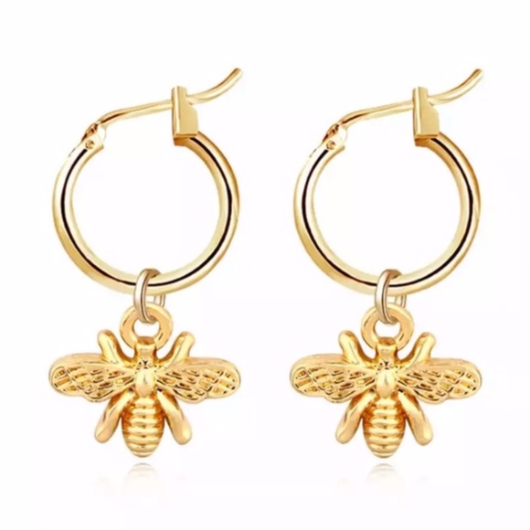 Cute Bee Studs Gold Earrings, NICE EARRINGS, CUTE EARRINGS - Picture 2 of 4